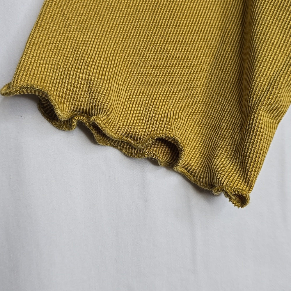 Mystree Mustard Yellow Ruched Lettuce Edge NWT - Picture 4 of 7